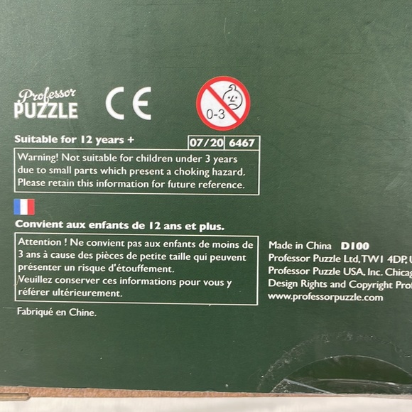 4 Holiday 1000 Piece Puzzles In One Box New - Picture 9 of 11